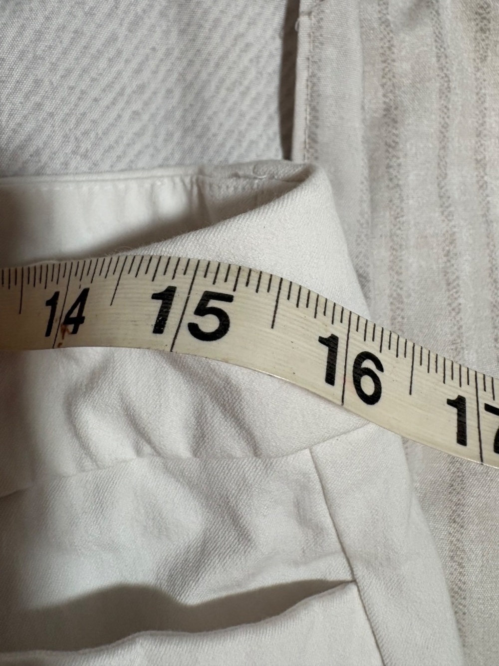 Old Navy Pixie Skinny Size 12 - Picture 9 of 11